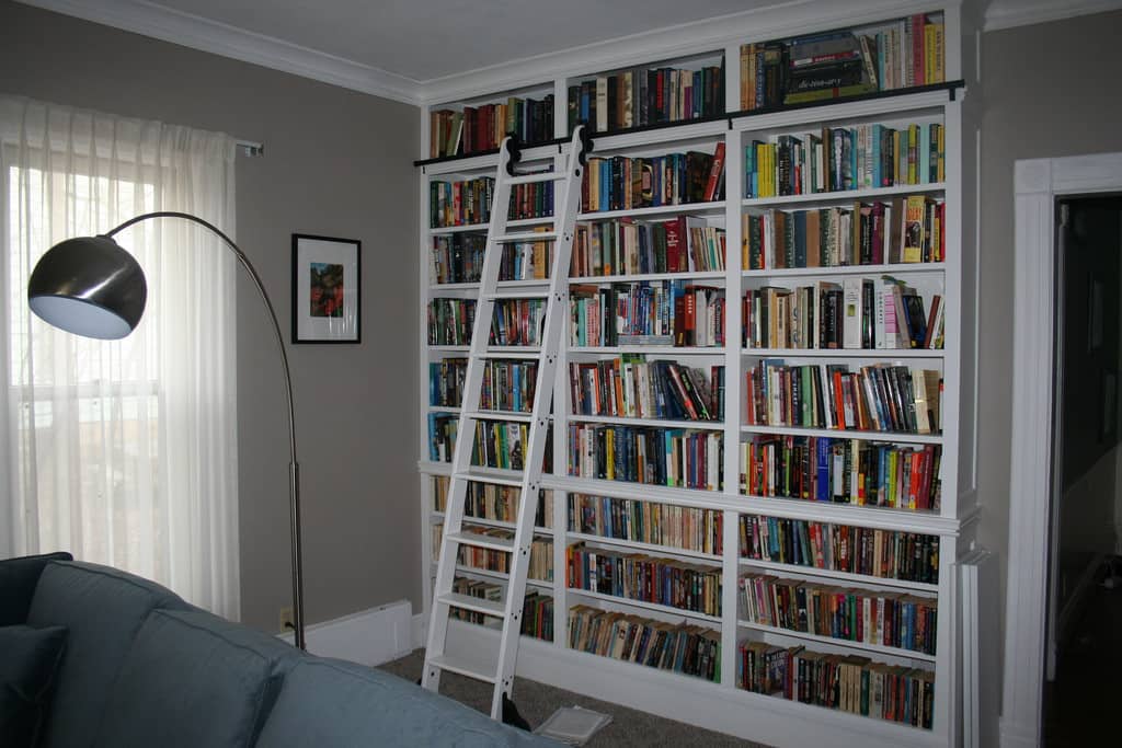 bookcase-with-ladder