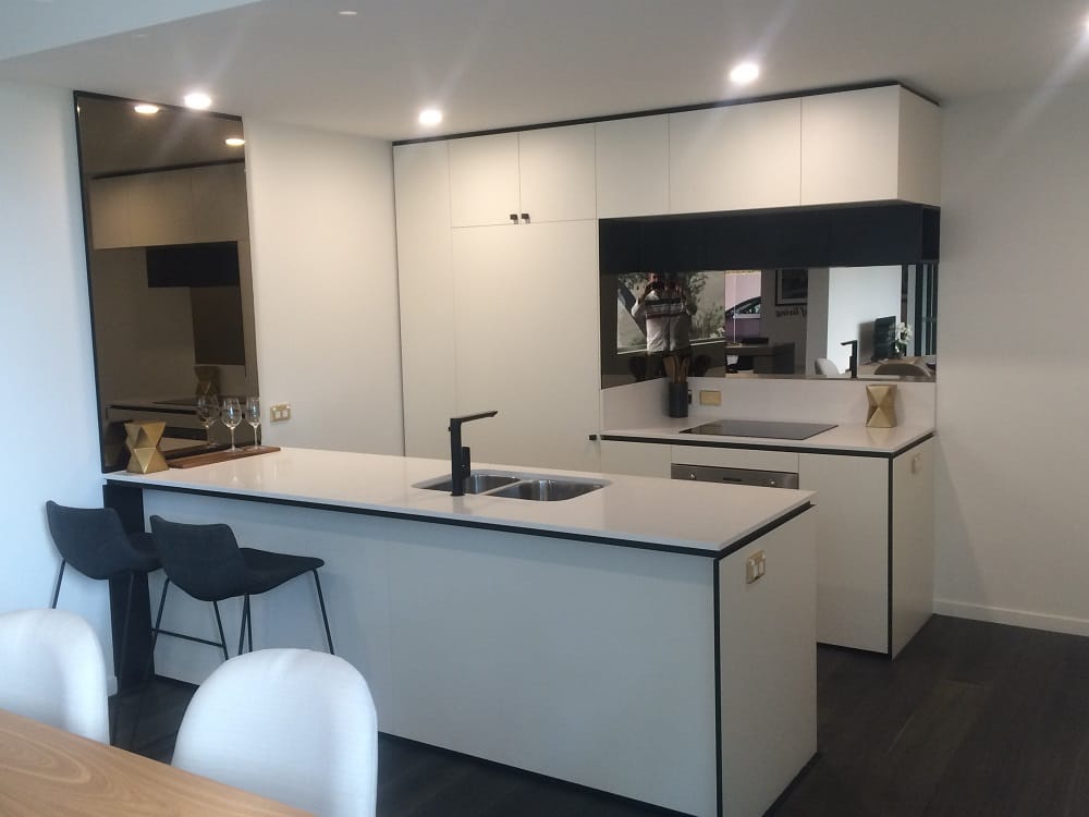 Photo of the display kitchen for Deco. Photo taken by Property Mash.