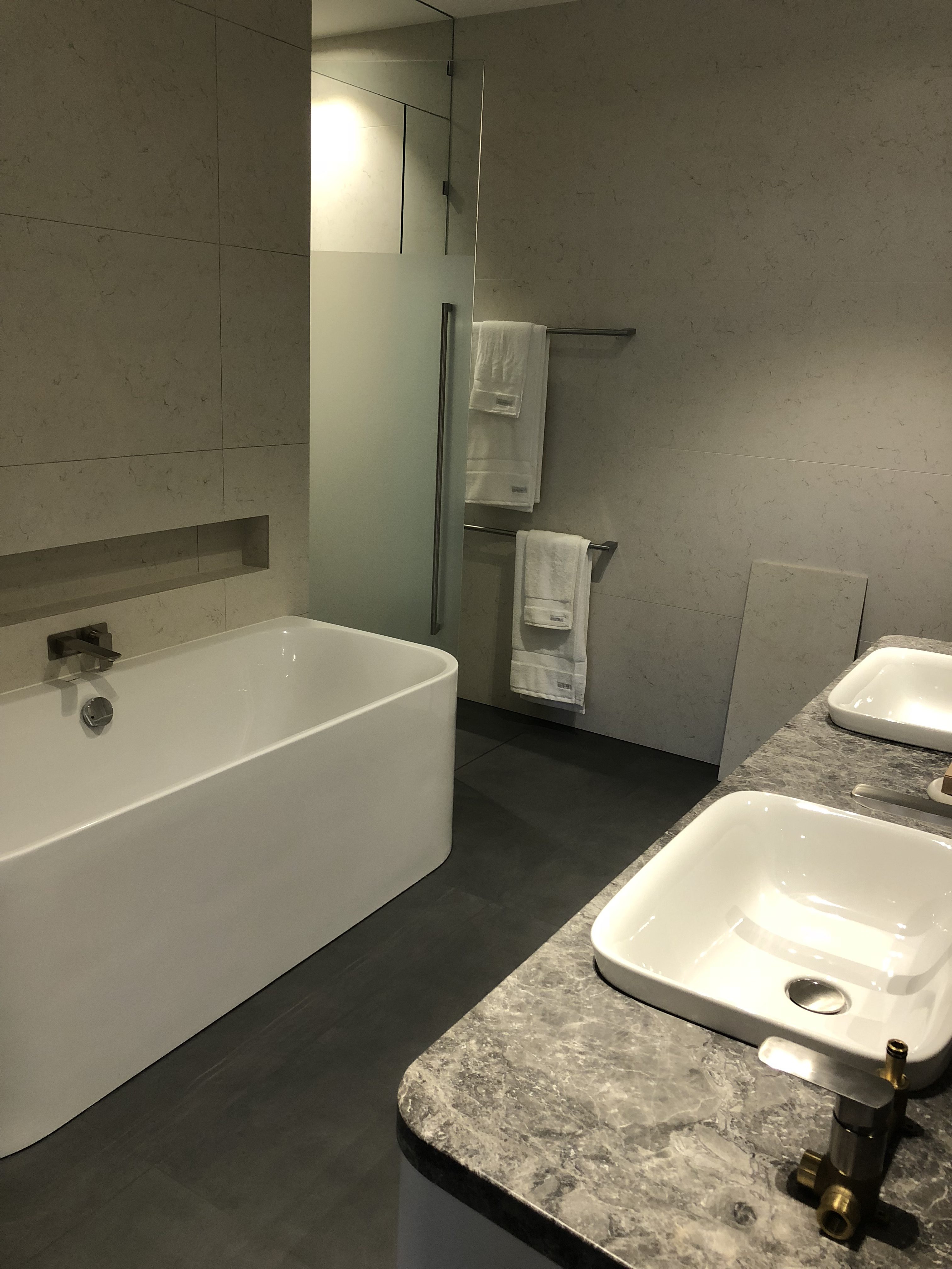 Photo of the example bathroom at the display suite (taken 14/06/18 by PropertyMash)